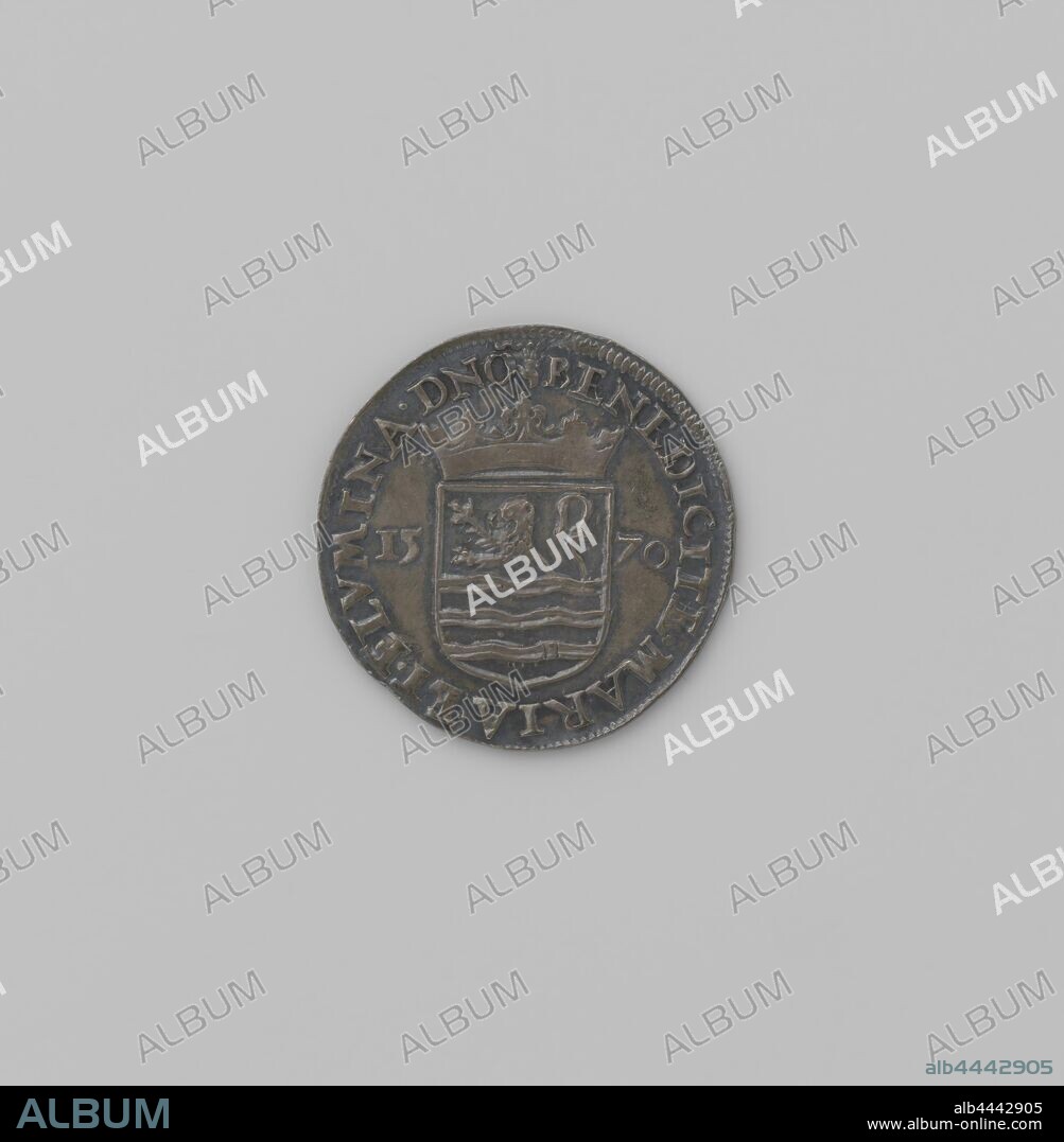 The All Saintsââ‚¬â „¢ Flood or 1570 All Saints' Flood, Silver Medal. Obverse: crowned coat of arms between the year within the cover. Reverse: city, flooded by water, swept up by blowing winds within a circle., Zeeland, States of Zeeland, anonymous, Antwerp, 1570, silver (metal), striking (metalworking), d 2.9 cm × w 4.99 gr.