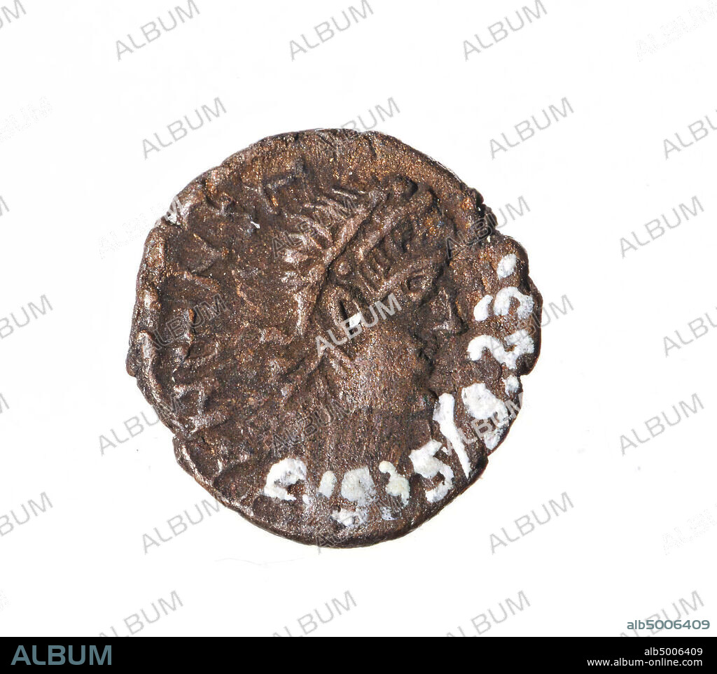 Vz: bust of Constantius II with pearl diadem, n.r. DN CONSTAN- [..], Kz: falling rider with hand on horse's neck and, another lifted, FEL [TEMP REPARATIO], coin, aces-IV, Constantius II, metal, copper, Diam. 12 mm, wt. 1.09 gr, Roman IVB AD, the Netherlands, Gelderland, Maasdriel, Heerewaarden, Maas.