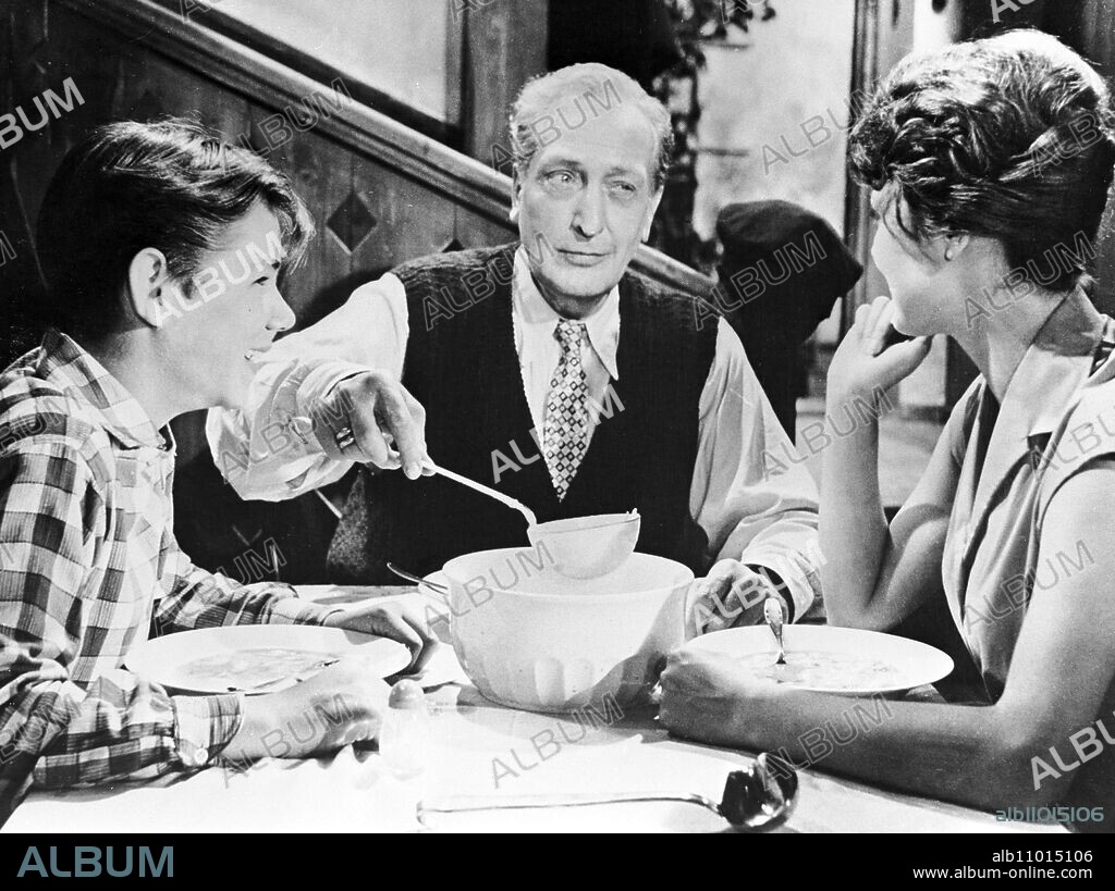 THE MAN IN THE STREAM BRD 1958 Eugen York ROLAND KAISER (Timm Hinrichs), HANS ALBERS (Paul Hinrichs), GINA ALBERT (Lena Hinrichs), 'The Man in the Stream', 1958.