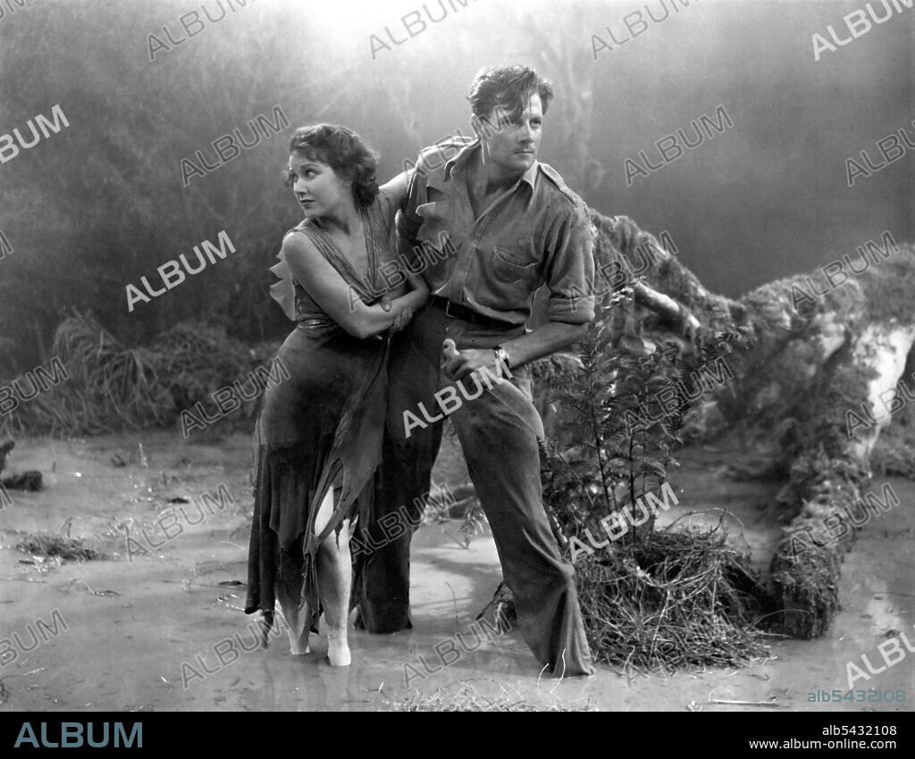 FAY WRAY and JOEL MCCREA in THE MOST DANGEROUS GAME, 1932, directed by ERNEST B. SCHOEDSACK and IRVING PICHEL. Copyright RKO RADIO PICTURES.