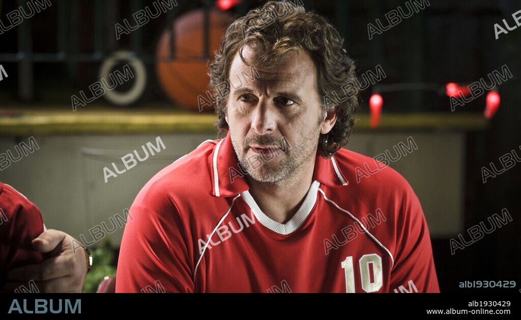 PATRICK HUARD in STARBUCK, 2011, directed by KEN SCOTT. Copyright CARAMEL FILM.