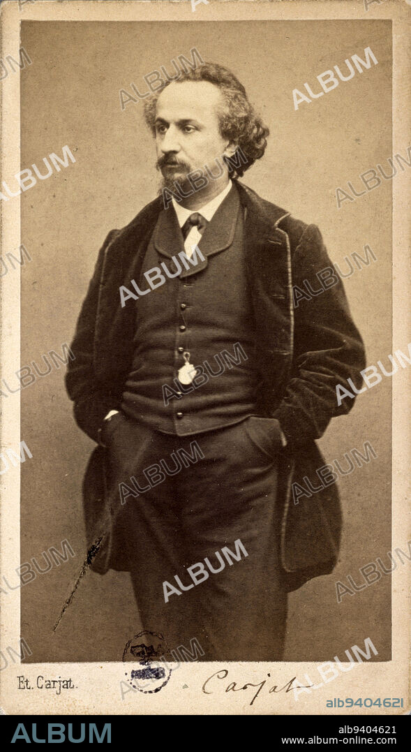 Portrait of Etienne Carjat (1828-1906), Photographer, caricaturiste and littérateur, Carjat, Etienne, Photographer, Carjat & Cie, Photographer, Between 1861 and 1865, 2nd half of the 19th century, Photography, Graphic arts, Photography, Albumen paper print, Dimensions - Work: Height: 9.3 cm, Width: 5.4 cm, Dimensions: Height: 10.4 cm, Width: 6 cm QQNZYQ.