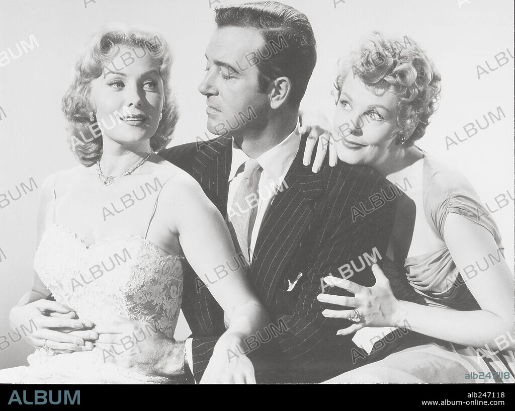 ARLENE DAHL, JOHN PAYNE y RHONDA FLEMING en LIGERAMENTE ESCARLATA, 1956 (SLIGHTLY SCARLET), dirigida por ALLAN DWAN. Copyright RKO.