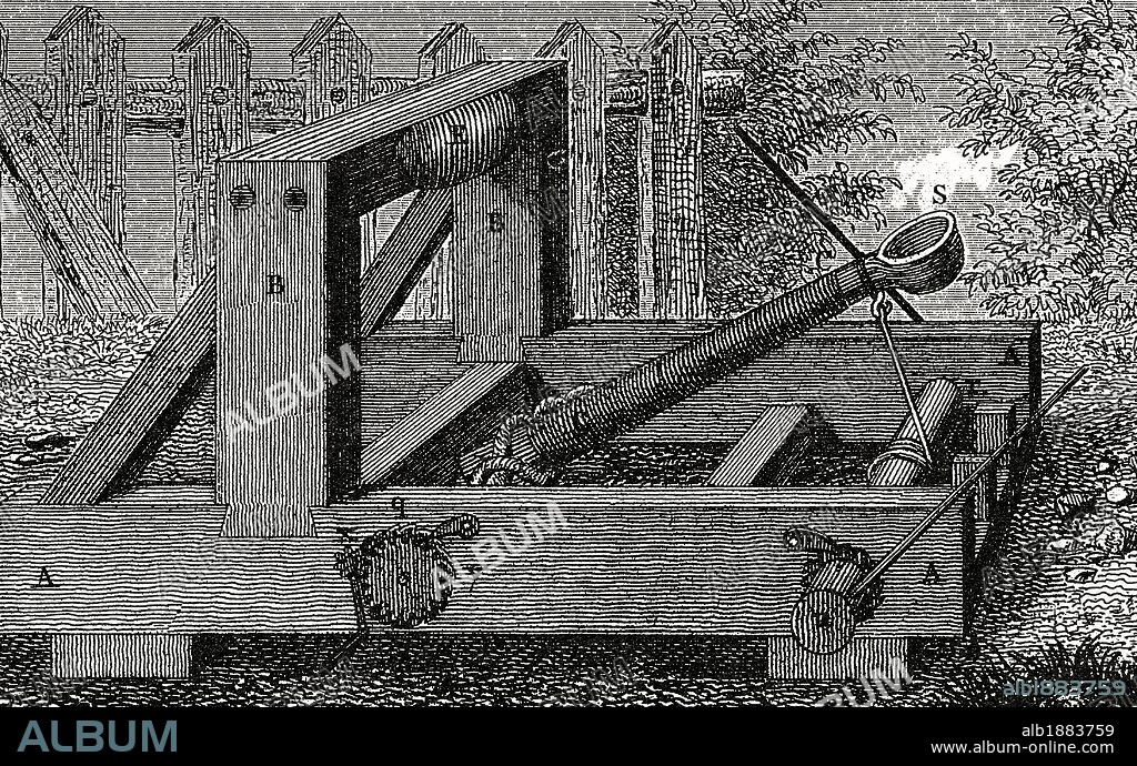 IMPERIO ROMANO. EJERCITO. CATAPULTA utilizada por las tropas romanas durante sus campañas militares. Grabado del siglo XIX.