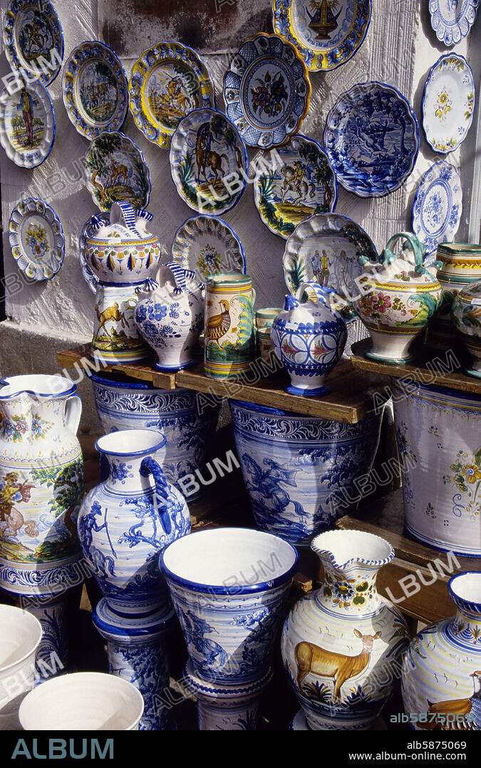 Talavera de la Reina, typical regional pottery / ceramics.