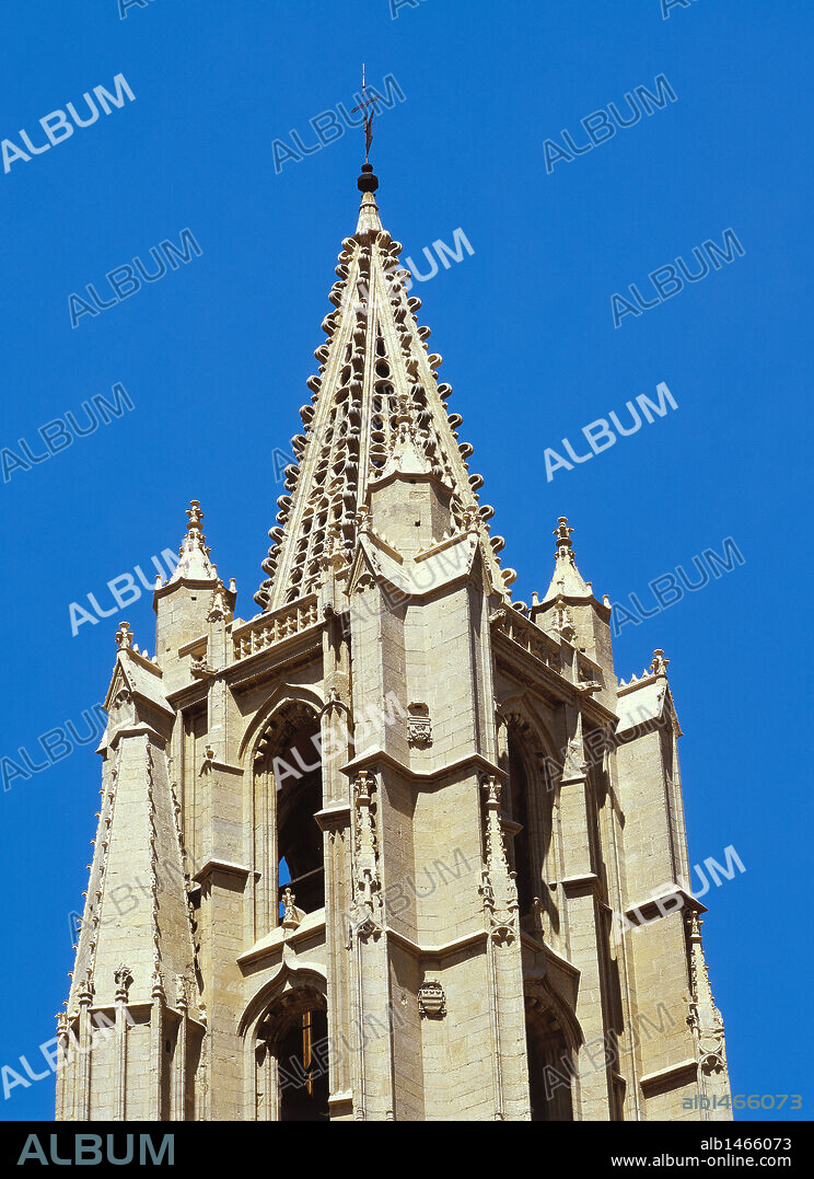 Spain. Leon. Santa Mari_a de Leo_n Cathedral, also called The House of Light or the Pulchra Leonina. Gothic style. 13th century. Built by master architect Enrique. Clock tower. Detail.
