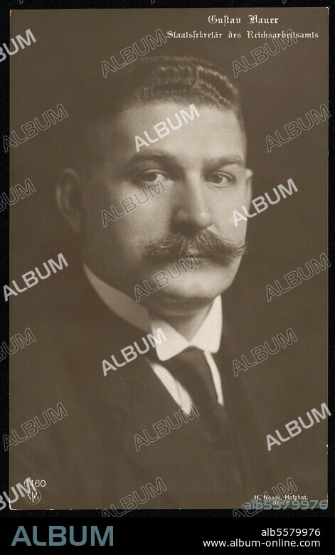 Gustav Bauer, Adolf Union Leader, politician (October 1918 to June 1919 State Secretary of the Reichsarbeitsamt, 21 June 1919 to 26 March 1920 Chancellor of the Weimar Republic). Darkehmen 06.01.1870 - Hermsdorf, 16.09.1944. Photo Postcard (H. Noack), c. 1918. Berlin, Sammlung Archiv für Kunst und Geschichte.