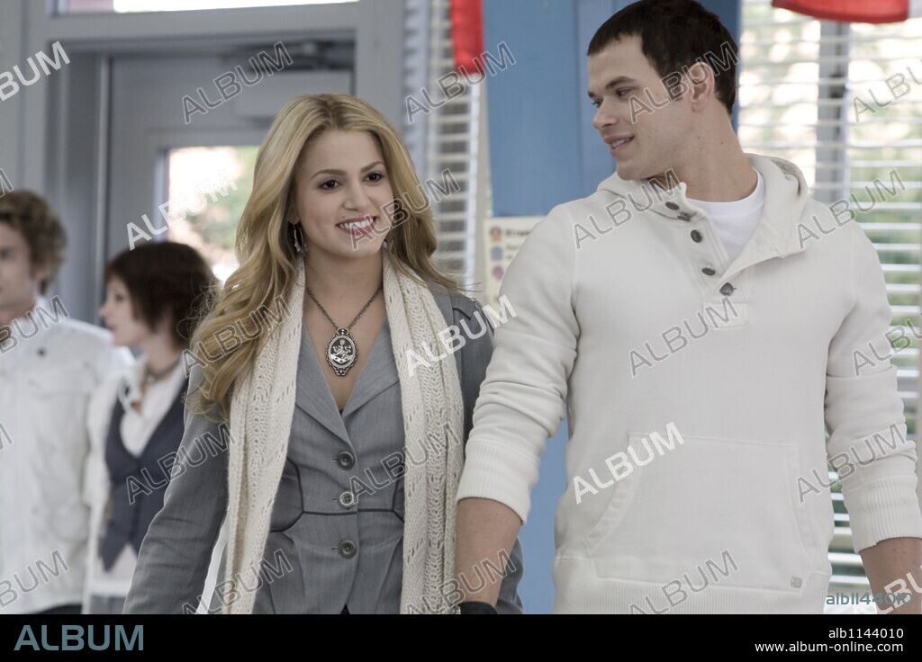 KELLAN LUTZ und NIKKI REED in TWILIGHT - BISS ZUM MORGENGRAUEN, 2008 (TWILIGHT), unter der Regie von CATHERINE HARDWICKE. Copyright IMPRINT ENTERTAINMENT/MAVERICK FILMS/SUMMIT ENTERTAINMENT/ / NEWCOMB, DEANA.