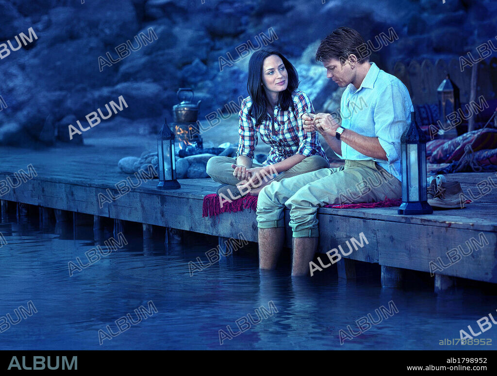 EMILY BLUNT and EWAN McGREGOR in SALMON FISHING IN THE YEMEN, 2011,  directed by LASSE HALLSTROM. Copyright BBC FILMS. - Album alb1798952