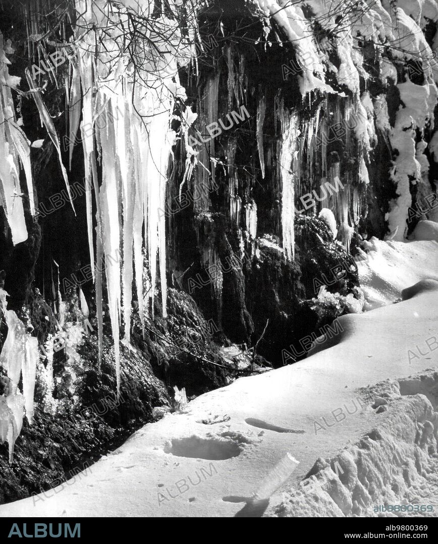 January 5, 1965. View of Ice near Espinama in the Picos de Europa.