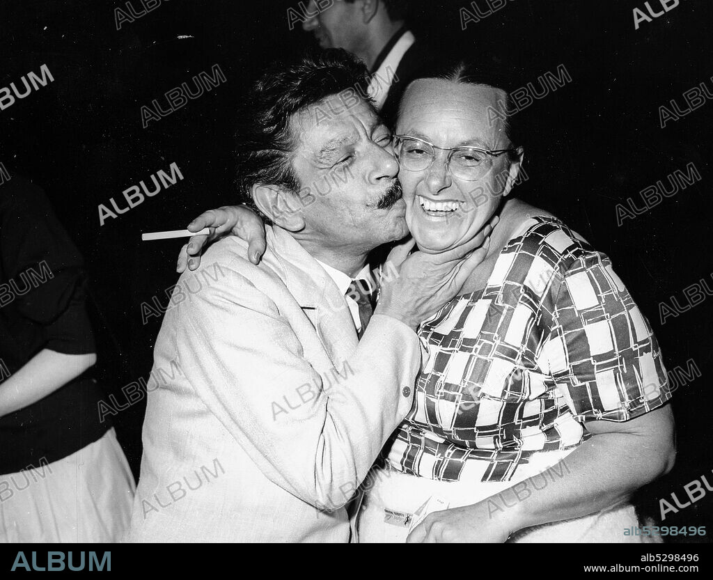 Tino scotti. ave ninchi. 1960. (Photo by: Marka/Universal Images Group via Getty Images).