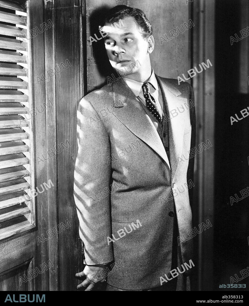 JOSEPH COTTEN in JOURNEY INTO FEAR, 1943, directed by NORMAN FOSTER. Copyright RKO.