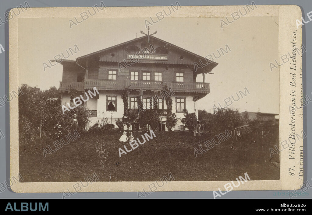 Villa of Oskar Biedermann in Bad Liebenstein, Germany, Villa Biedermann in Bad Liebenstein (Thuringia) (title on object), Georg Jagemann (mentioned on object), Bad Liebenstein, 1865 - 1890, paper, cardboard, albumen print, height 68 mm × width 106 mm.