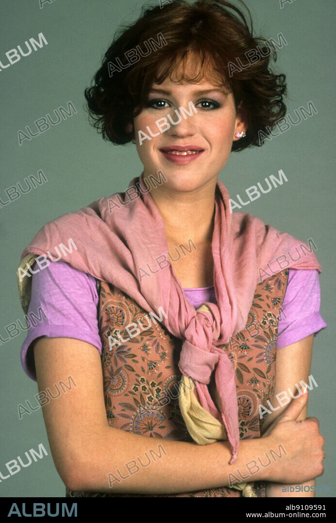 MOLLY RINGWALD en DIECISÉIS VELAS, 1984 (SIXTEEN CANDLES), dirigida por JOHN HUGHES. Copyright UNIVERSAL PICTURES.