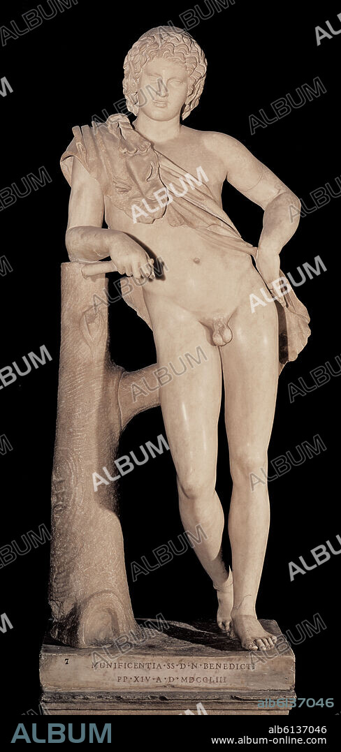 PRAXITELES (390-333) AC. ESTATUA DE SATIRO DESCANSANDO DE UN ORIGINAL DE PRAXITELES.