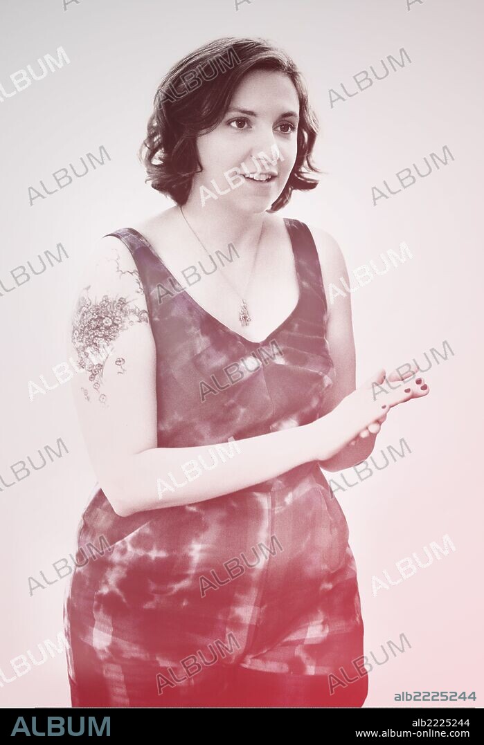 LENA DUNHAM en GIRLS, 2012, dirigida por LENA DUNHAM. Copyright HBO.