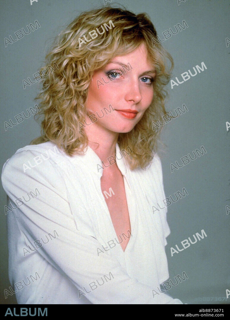 CINDY MORGAN in TRON, 1982, directed by STEVEN LISBERGER. Copyright DISNEY.