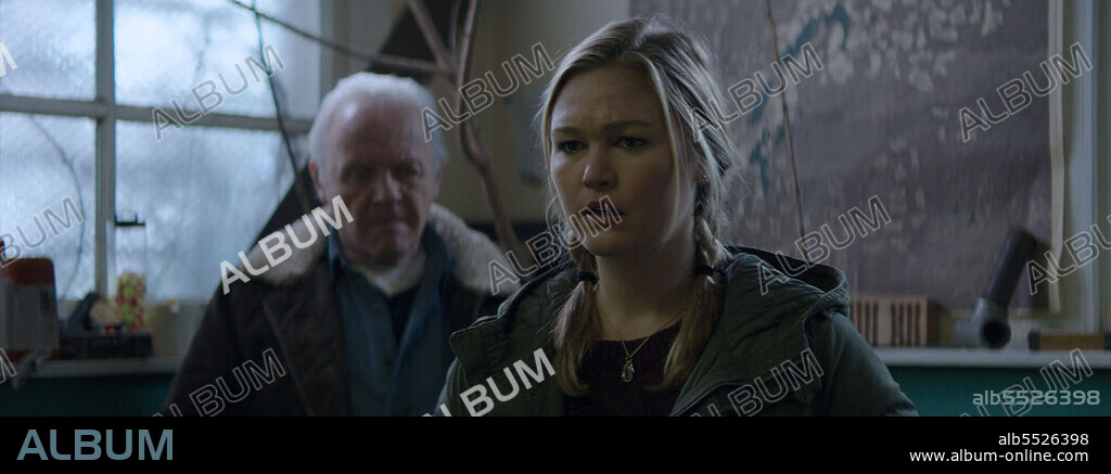 ANTHONY HOPKINS y JULIA STILES en BLACKWAY, 2015 (GO WITH ME), dirigida por DANIEL ALFREDSON. Copyright ENDERBY ENTERTAINMENT.