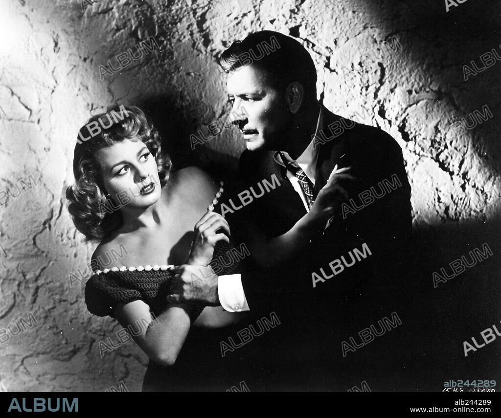 RONALD COLMAN and SHELLEY WINTERS in A DOUBLE LIFE, 1947, directed by GEORGE CUKOR. Copyright UNIVERSAL PICTURES.