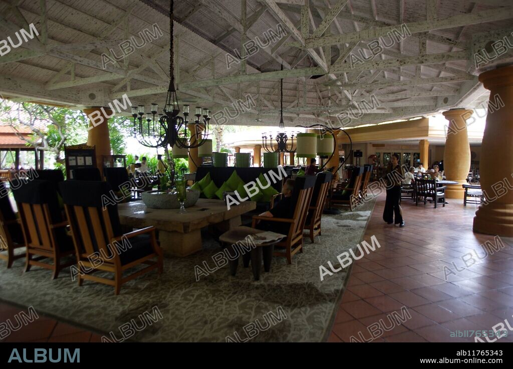 Interior view of the Royal Garden Resort (now the Marriot) in Hua Hin, Southern Thailand. *** Local Caption ***.
