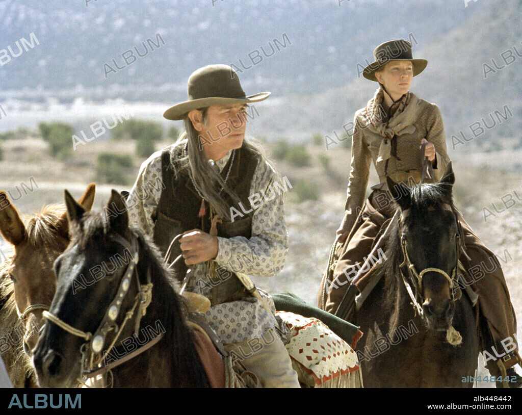 CATE BLANCHETT y TOMMY LEE JONES en DESAPARICIONES, 2003 (THE MISSING), dirigida por RON HOWARD. Copyright COLUMBIA PICTURES / REED, ELI.