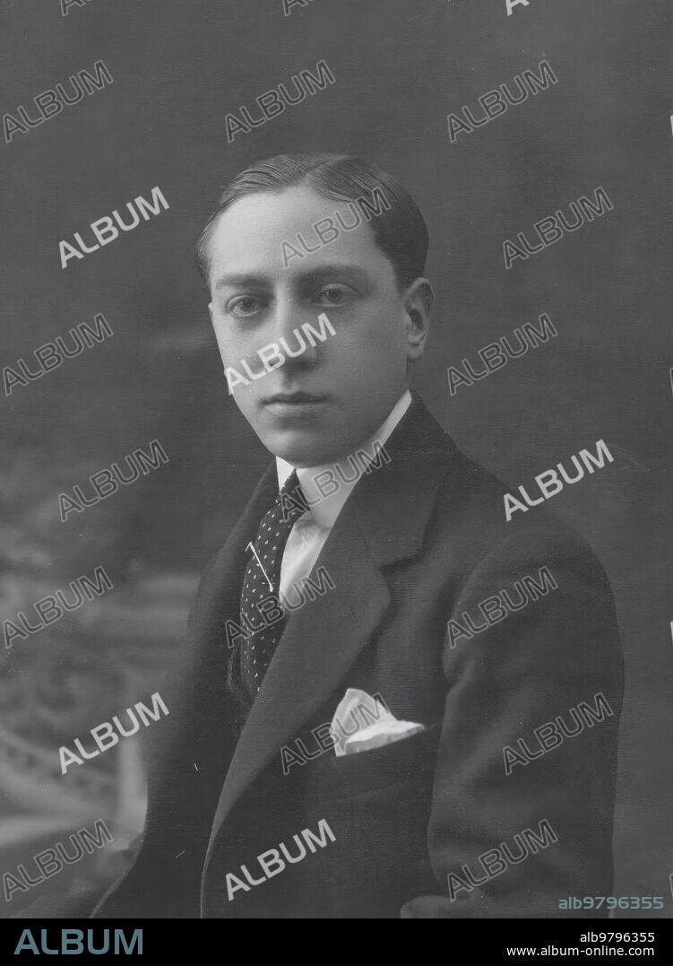 ALFONSO SÁNCHEZ PORTELA. 1905. Retrato del escritor Gabriel Briones Ferrero.