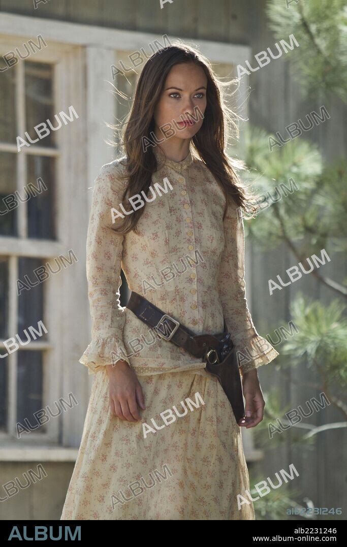 OLIVIA WILDE in COWBOYS & ALIENS, 2011, directed by JON FAVREAU. Copyright UNIVERSAL PICTURES.