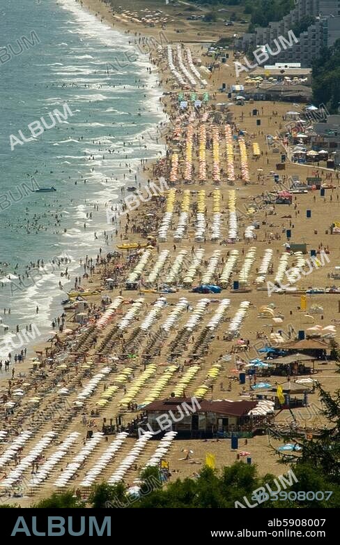 Goldstrand - Slatni Pjassazi (Bulgarien, Schwarzes Meer) südlich von Albena. Ansicht. Foto, 09.07.2006.