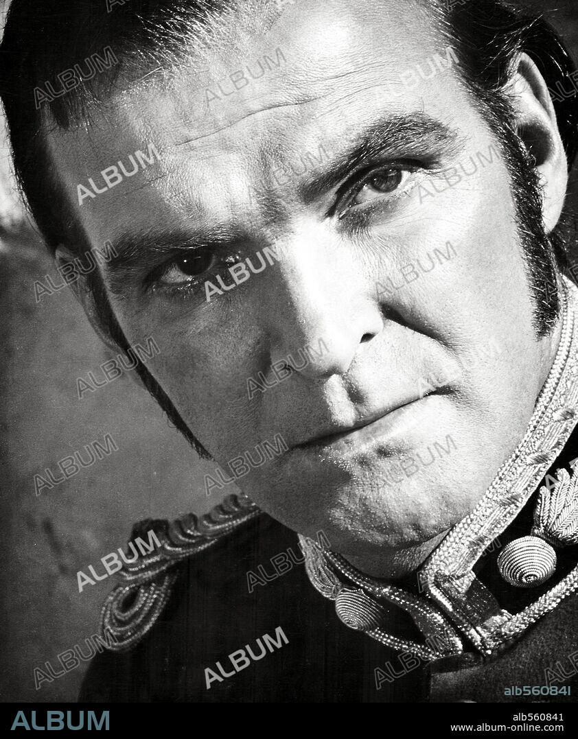 STANLEY BAKER in ZULU, 1964, directed by CY ENDFIELD. Copyright PARAMOUNT PICTURES.