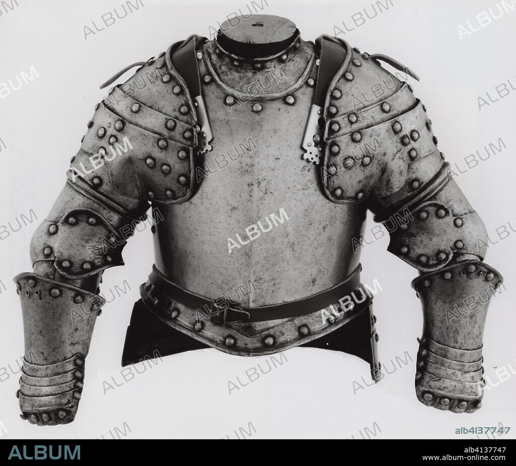 Boy's Armor. Western European. Date: 1675-1700. Dimensions: H. 127 cm (50  in.). Steel, brass, and leather. Origin: France. - Album alb4137747
