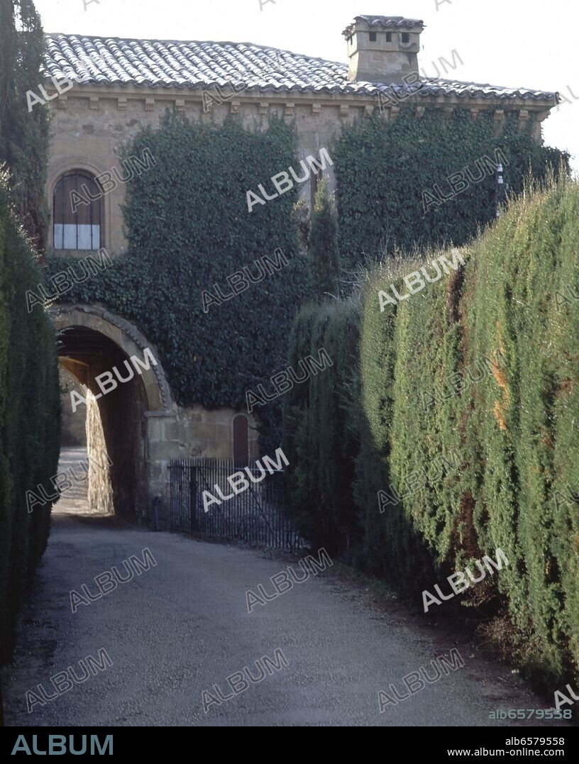 ANTIGUO CONVENTO TEMPLARIO PASO HACIA SAN SATURIO - SIGLO XII/XIII.