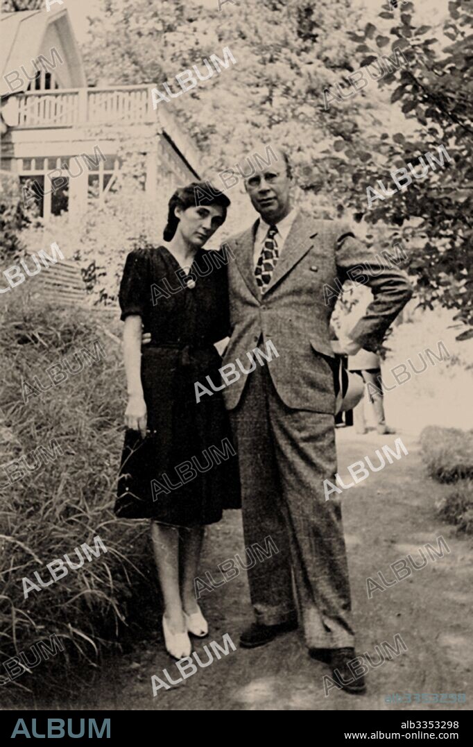 ANONYM. Sergei Prokofiev and his second wife, Mira Mendelson.
