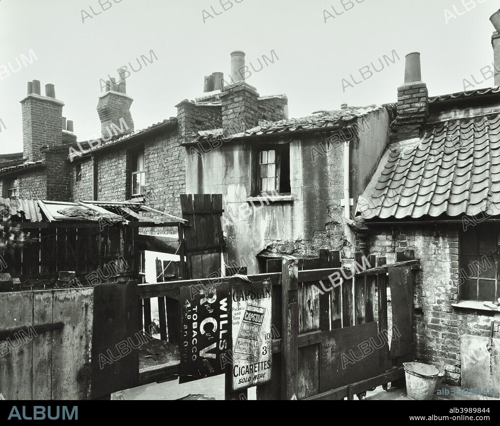 20 Birchfield Street, Poplar, London, 1927. The rear elevation of this dilapidated building is shown prior to slum clearance.