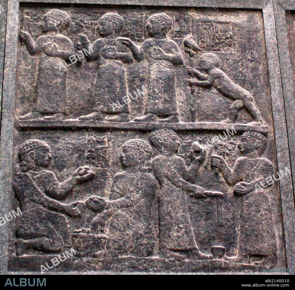 Cast of Three reliefs depicting the Carchemish royal family Neo-Hittite. (Photo by: Universal History Archive/UIG via Getty Images).