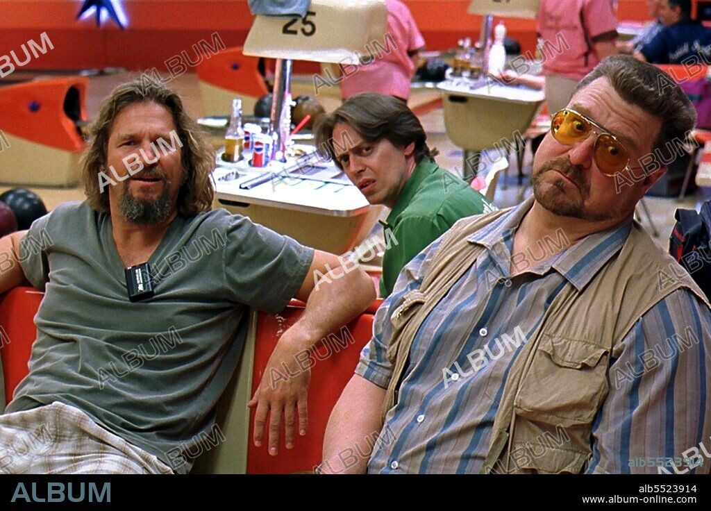 JEFF BRIDGES, JOHN GOODMAN and STEVE BUSCEMI in THE BIG LEBOWSKI, 1998, directed by JOEL COEN. Copyright POLYGRAM/WORKING TITLE FILMS.