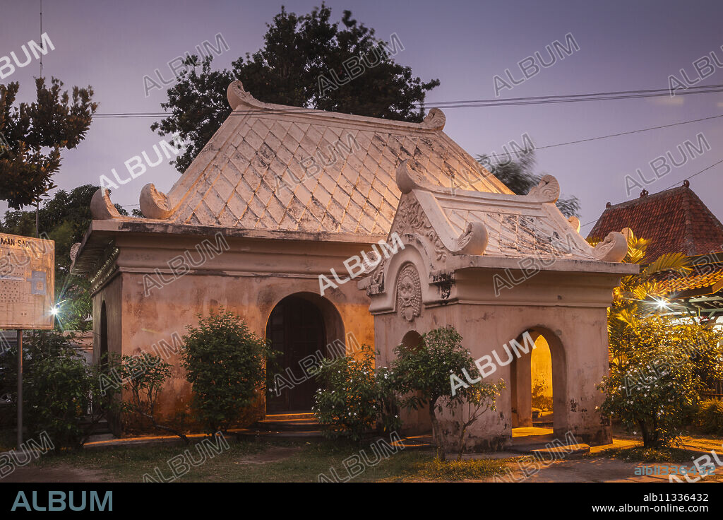 Taman Sari (The Water Castle), The Kraton, Yogyakarta, Java, Indonesia, Southeast Asia, Asia.