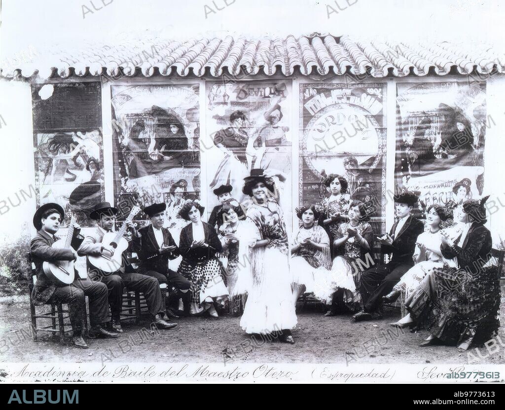 Sevilla, 1900. Academia de baile del maestro Otero.