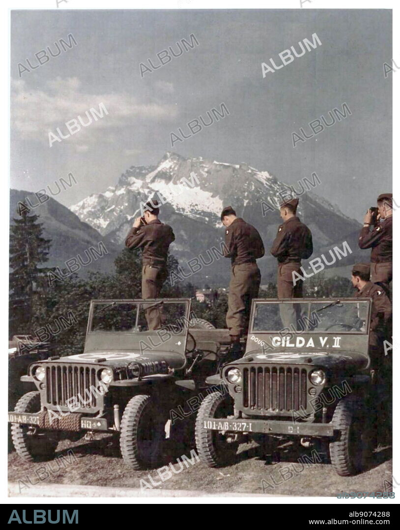 US 101st Airborne Division, Infantry in the Bavarian Alps near Berchtesgaden (Hitler's Austrian mountain retreat) 1945.