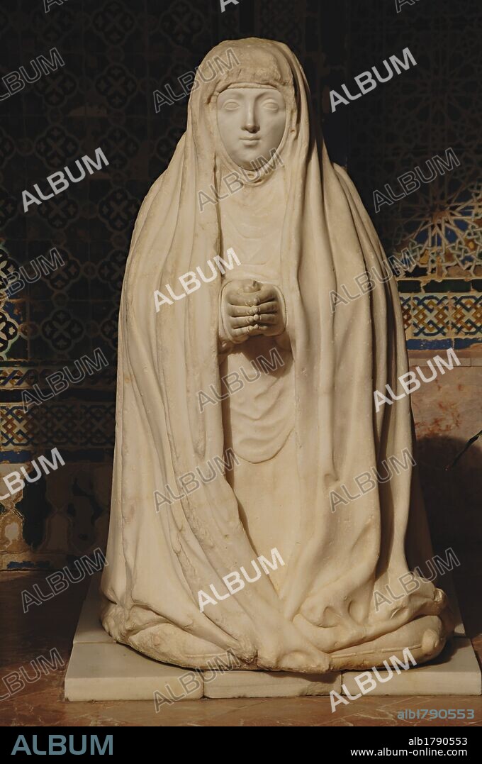 Estatua de Leonor Cabeza de Vaca en el claustrillo del convento de Santa María de las Cuevas. SEVILLA. ISLA DE LA CARTUJA. Andalucía. España.