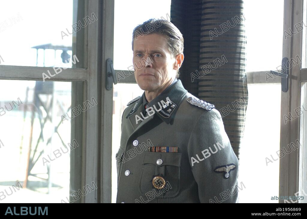 WILLEM DAFOE in ADAM RESURRECTED, 2008, directed by PAUL SCHRADER. Copyright July August Productions (co-producción)
3L Filmproduktion.