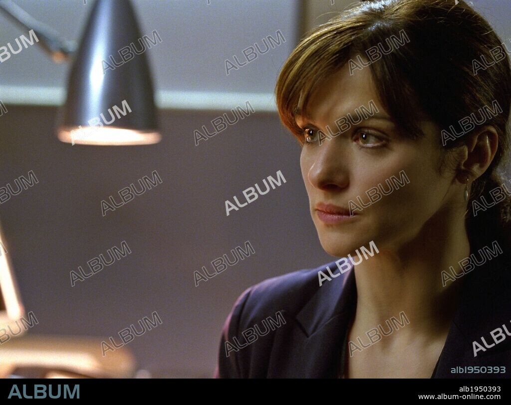 RACHEL WEISZ in THE BOURNE LEGACY, 2012, directed by TONY GILROY. Copyright UNIVERSAL PICTURES.