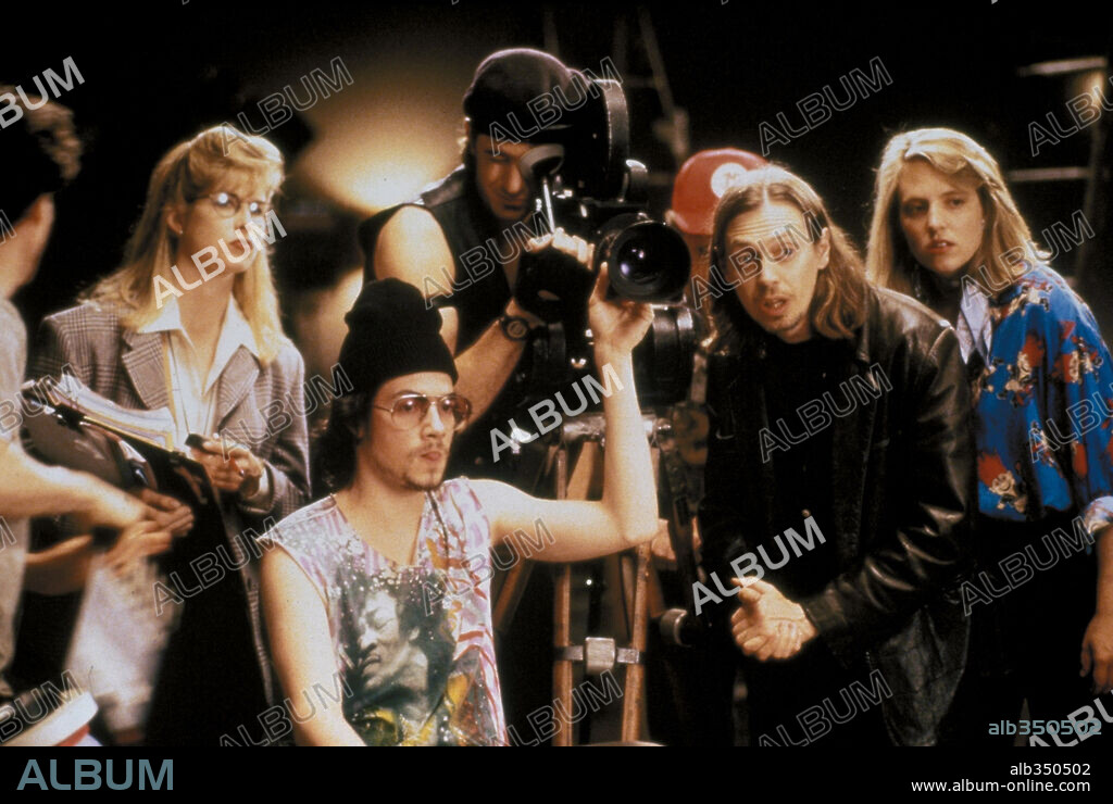 VIVIR RODANDO, 1995 (LIVING IN OBLIVION), dirigida por TOM DICILLO.