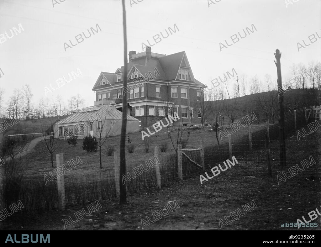 HARRIS & EWING. Feud - Scenes in Virginia Mountain Town at Trial After Feud, 1912. Shows "Cliffside," the home of Thomas L. Felts, in Ethelfelts [sic], Virginia. This relates to the second trial of Floyd Allen after he killed the judge at his first trial. Landowner Floyd Allen was convicted and executed for murder in 1913 after a courthouse shootout the previous year that left a judge, prosecutor, sheriff, and two others dead. Felts was a partner in the Baldwin Detective Agency which rose to national prominence with the pursuit and capture of the fugitive Floyd Allen and members of his family.
