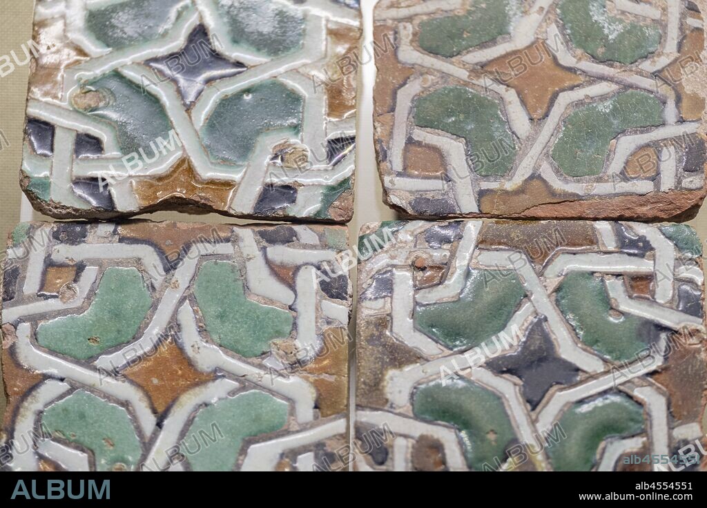 azulejo del Alcázar de Nájera, siglo XV, Museo Histórico Arqueológico Najerillense, Nájera, La Rioja, Spain.