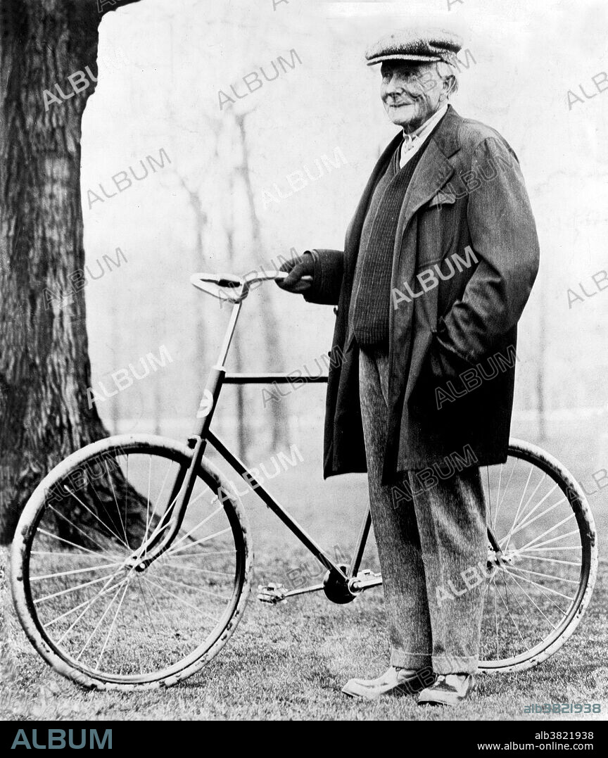 John Davison Rockefeller (July 8, 1839 - May 23, 1937) was an American industrialist and philanthropist. He founded Standard Oil in 1870 with his brother William, along with Henry Flagler, Jabez Bostwick, chemist Samuel Andrews, and a silent partner, Stephen Harkness. As kerosene and gasoline grew in importance, Rockefeller's wealth soared, and he became the world's richest man and the first American worth more than a billion dollars. Adjusting for inflation, he is often regarded as the richest person in history. He spent the last 40 years of his life in retirement. His fortune was mainly used to create the modern systematic approach of targeted philanthropy. He was able to do this through the creation of foundations that had a major effect on medicine, education, and scientific research. His foundations pioneered the development of medical research, and were instrumental in the eradication of hookworm and yellow fever. He is also the founder of both the University of Chicago and Rockefeller University. He was a devoted Northern Baptist and adhered to total abstinence from alcohol and tobacco throughout his life. He died of arteriosclerosis in 1937, two months shy of his 98th birthday. Photographed for New York World-Telegram and the Sun Newspaper, dated 1913.