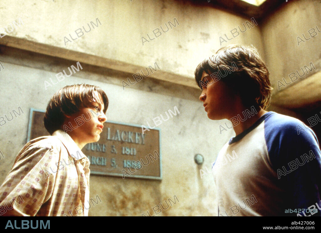 EMILE HIRSCH y KIERAN CULKIN en PELIGROSA VIDA DE LOS ALTAR BOYS, 2002 (THE DANGEROUS LIVES OF ALTAR BOYS), dirigida por PETER CARE. Copyright EGG PICTURES/ INITIAL ENTERTAIMENT GROUP.