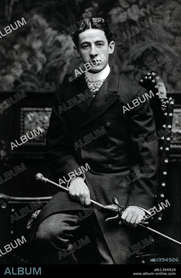Bertran y Musitu, José (Montpellier, 1875-Barcelona, 1957). Abogado y político español, fue ministro de Gracia y Justicia durante el reinado de Alfonso XIII. Dirigente de la Lliga Regionalista, apoyó al bando franquista durante la Guerra Civil y fue Diputado en Cortes y subsecretario de Finanzas en el ministerio de Francesc Cambó.