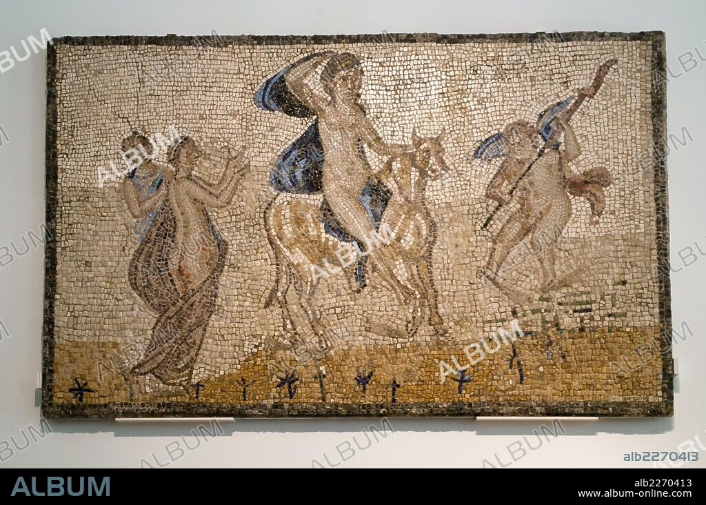 . Mosaico que representa el Rapto de Europa. Arte romano, siglo III d.C.. Procedencia: Fernan Núñez (Córdoba). MUSEO ARQUEOLOGICO NACIONAL.