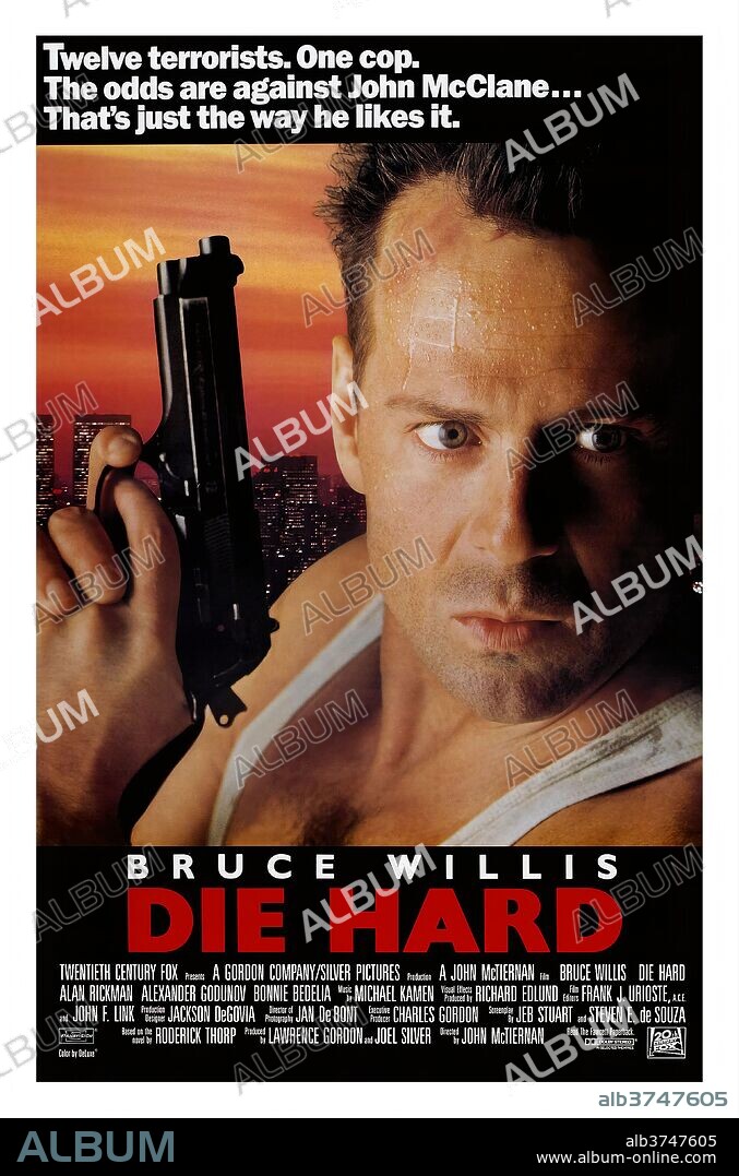 BRUCE WILLIS en JUNGLA DE CRISTAL, 1988 (DIE HARD), dirigida por JOHN MCTIERNAN. Copyright 20TH CENTURY FOX.