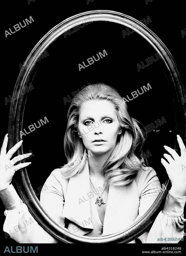 Miss Julie. Ingrid Thulin. Anders Ek. 1956.